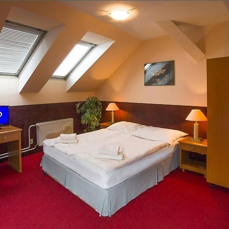 A Plus Hotel & Hostel Praga Exterior foto