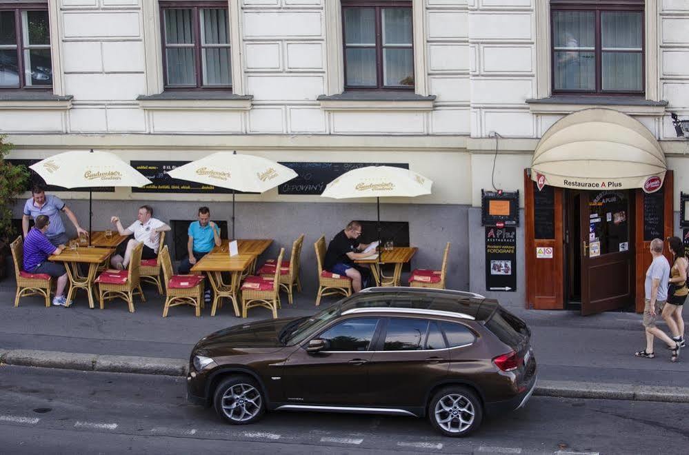 A Plus Hotel & Hostel Praga Exterior foto